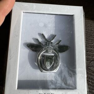 Dior Bee Smartphone Ring in Sleek Silver